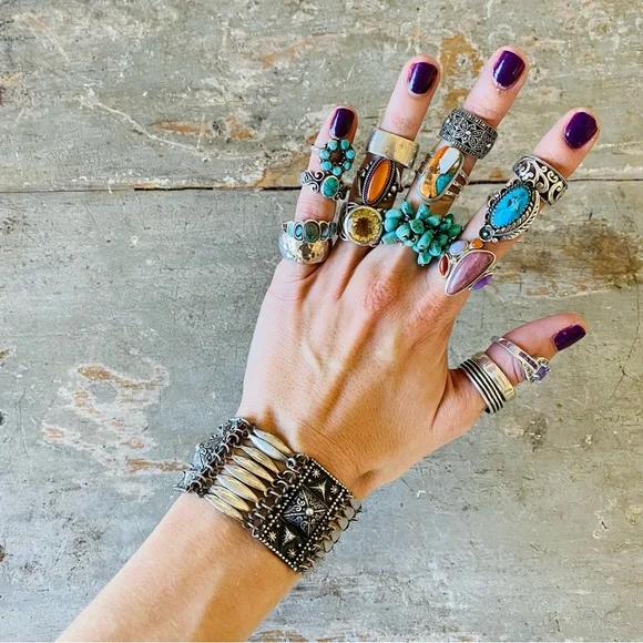 ♥️ Artisan ♥️ Vintage Sterling Silver Floral Ring - Picture 12 of 13